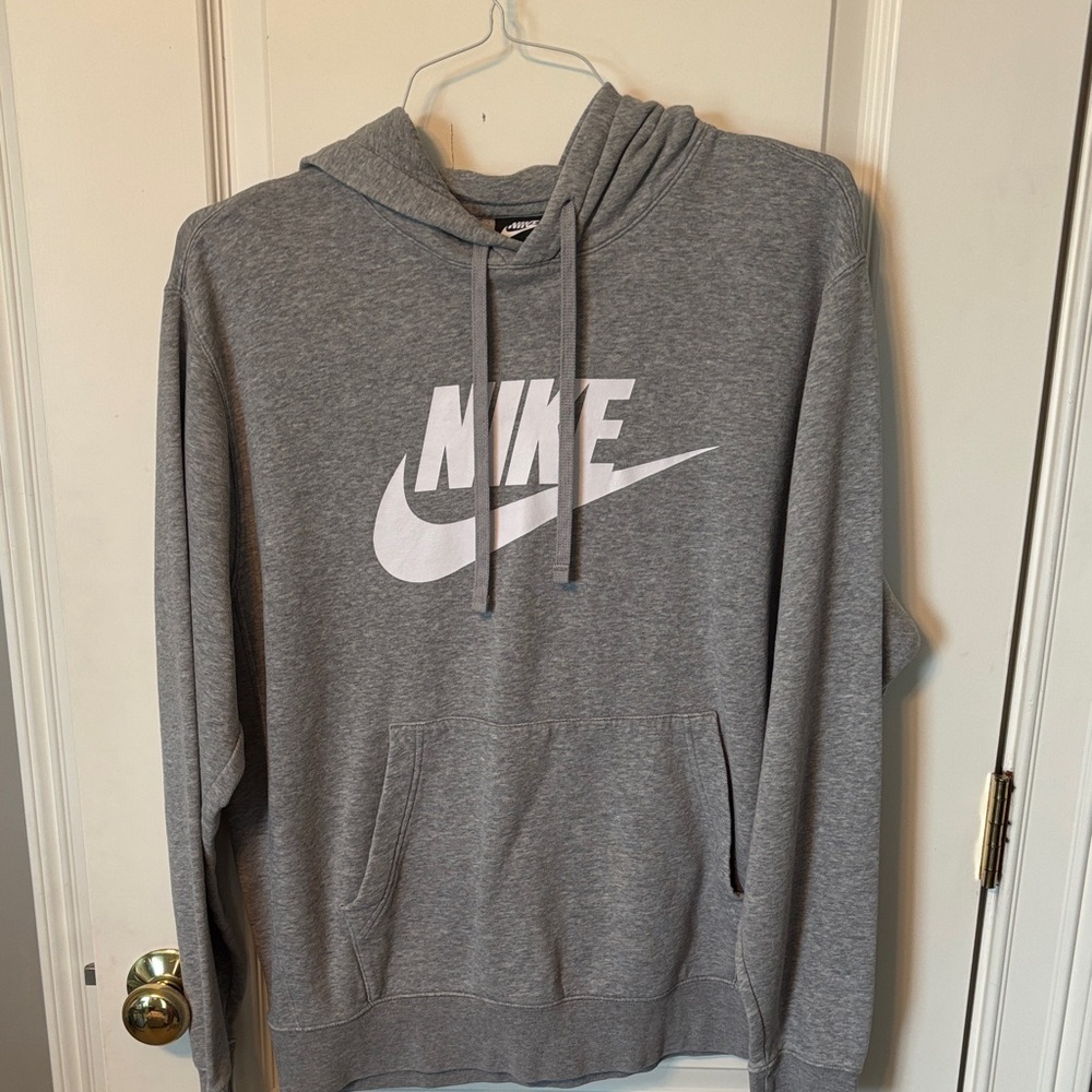 Nike Men's Heather Gray Hoodie